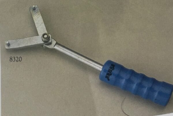 Brake pad puller fork tool for separating disk brake pads